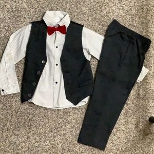 Boys Calvin Klein Suit, Size 6